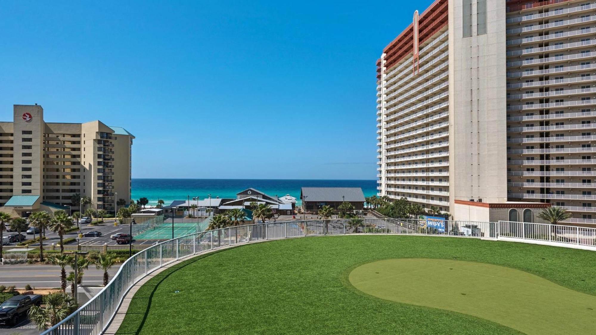 Laketown 1730 Gorgeous 2 Bd Bunks, Gulf Views, Amenities Panama City Beach