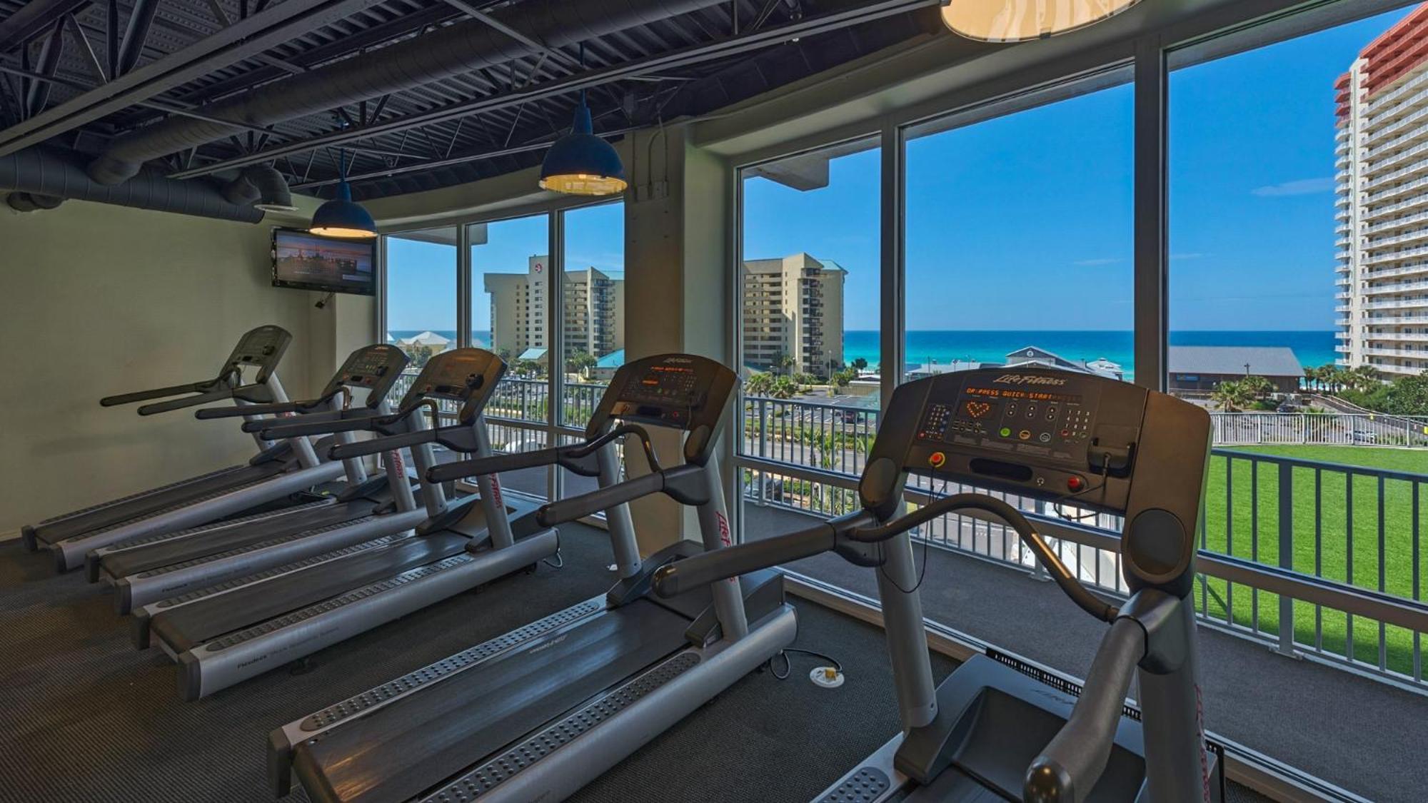 Laketown 1730 Gorgeous 2 Bd Bunks, Gulf Views, Amenities Holiday home