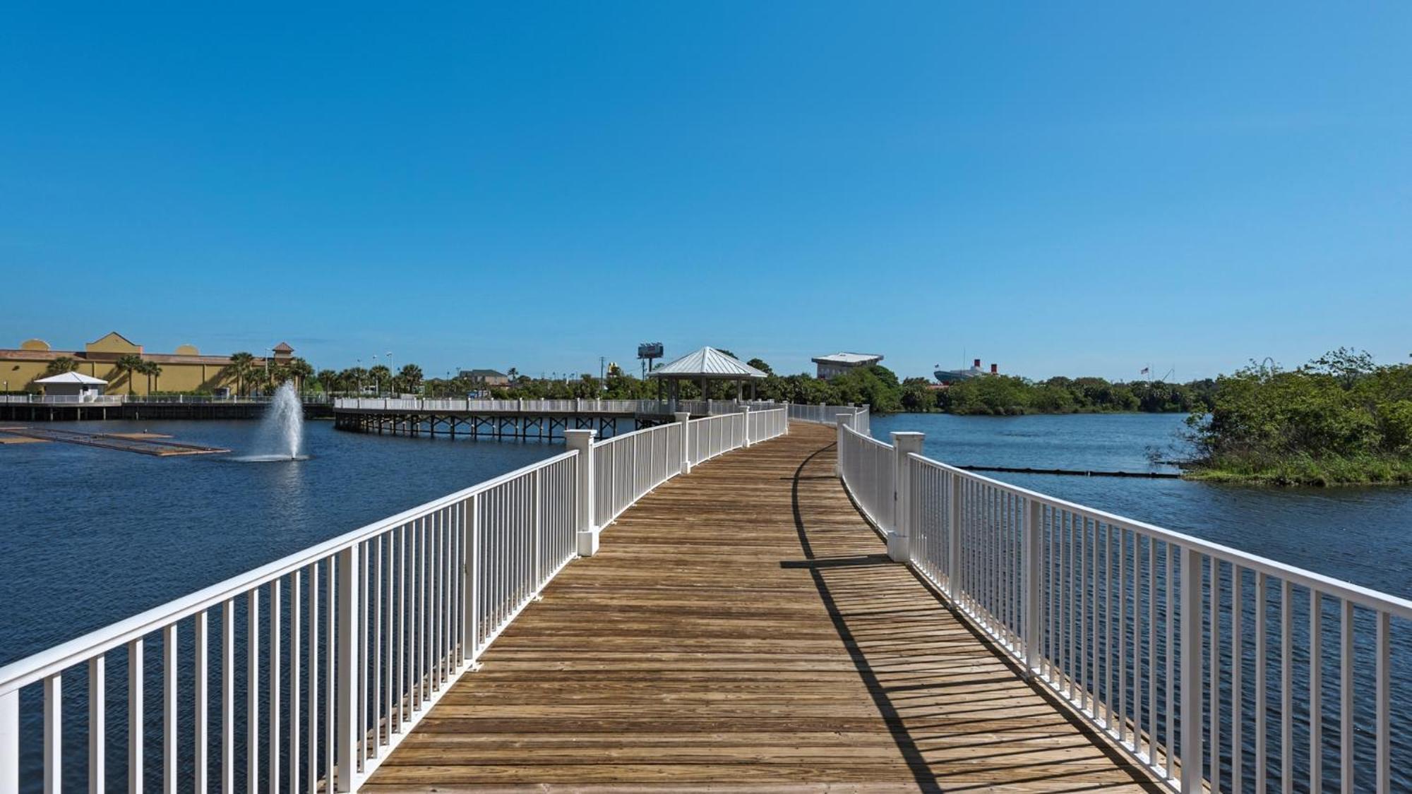 Laketown 1730 Gorgeous 2 Bd Bunks, Gulf Views, Amenities
